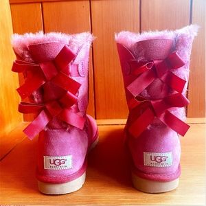 UGG Australia Pink Bailey Bow Sheepskin Boots  UGG S/N 1002954 Pink Size 6